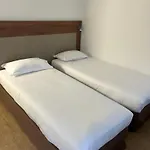 Hotel Kyriad Direct Metz Nord -