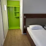 Kyriad Direct Metz Nord - Hotel 2*