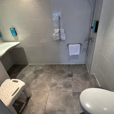 Kyriad Direct Metz Nord Hotel 2*