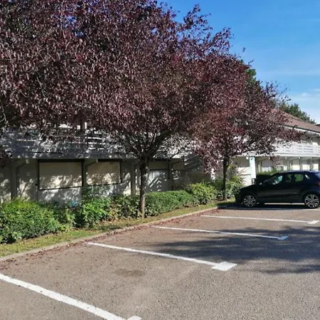 Kyriad Direct Metz Nord -