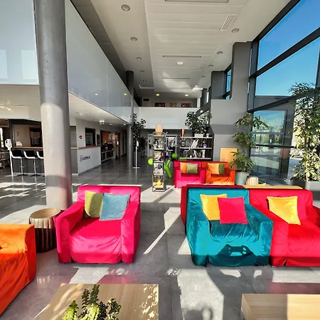 Kyriad Direct Metz Nord - 2* 沃伊皮