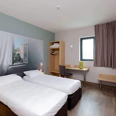 Hotel Kyriad Direct Metz Nord - Woippy