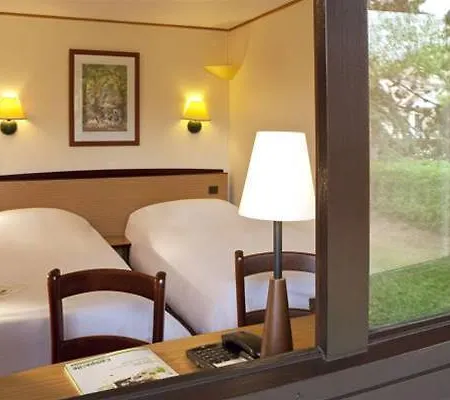 Kyriad Direct Metz Nord Hotel