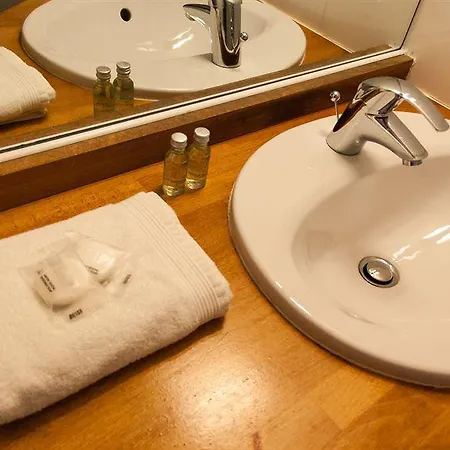 Kyriad Direct Metz Nord Hotel 2*